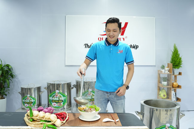 Nồi nấu phở điện Quang Huy 