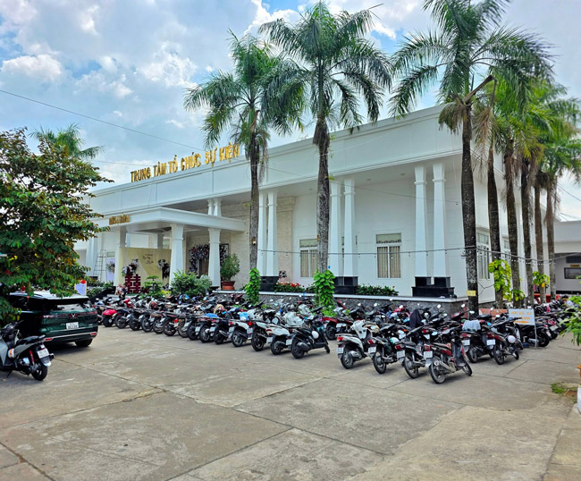 Chi Phí Thuê Hoặc Xây Dựng Mặt Bằng