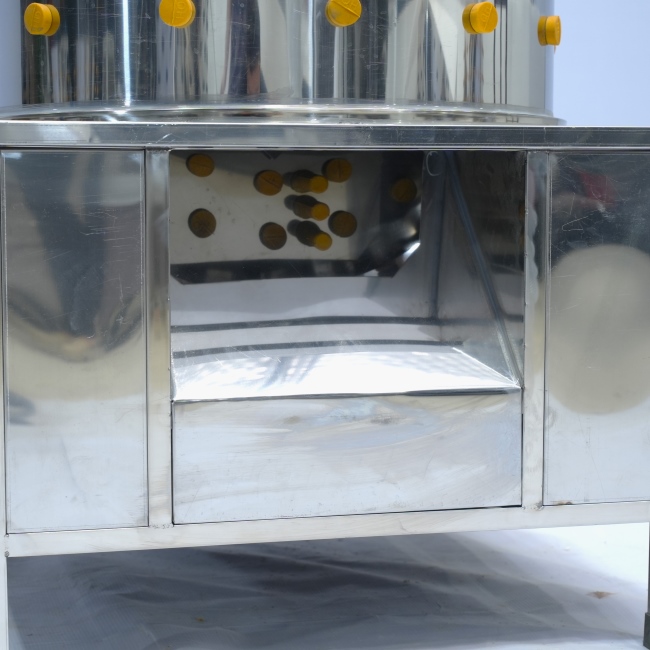 Cửa xả l&ocirc;ng m&aacute;y g&agrave;