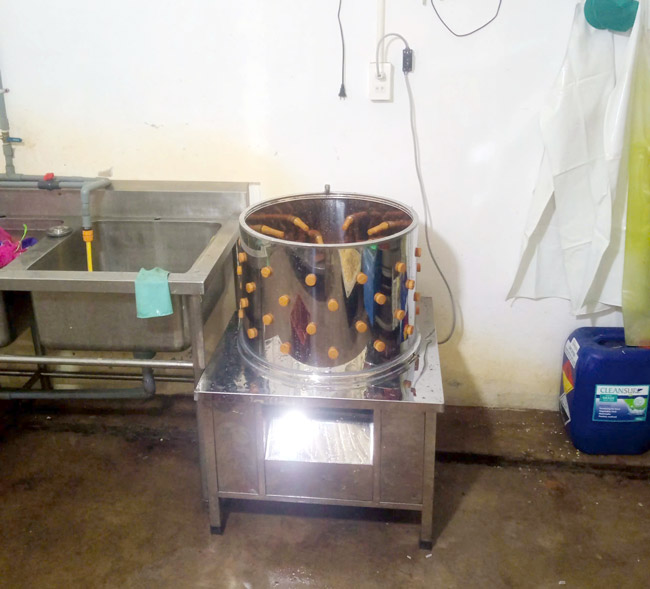 Thiết kế máy vặt lông tối ưu