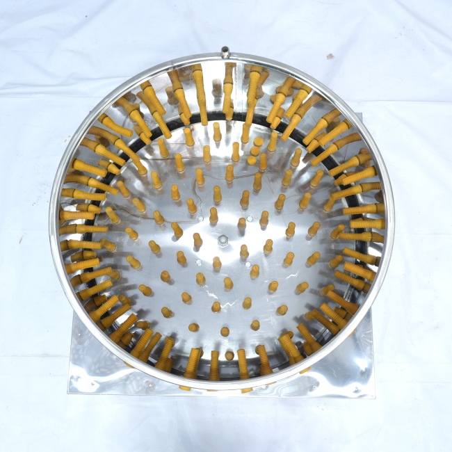 Th&acirc;n lồng m&aacute;y g&agrave; 