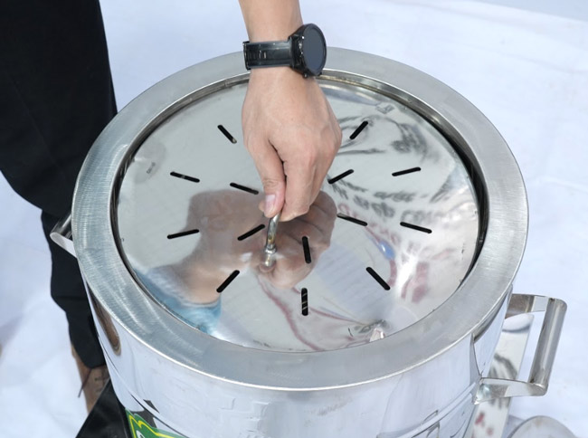 Tấm chắn thanh nhiệt