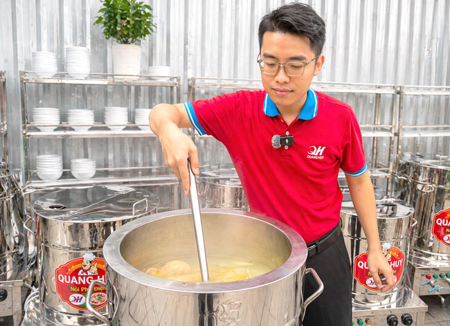 Nồi phở 30L dễ dàng sử dụng