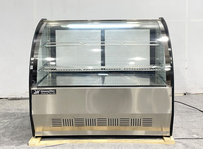 Tủ bánh kem 90cm 3 tầng Quang Huy được nhiều người lựa chọn