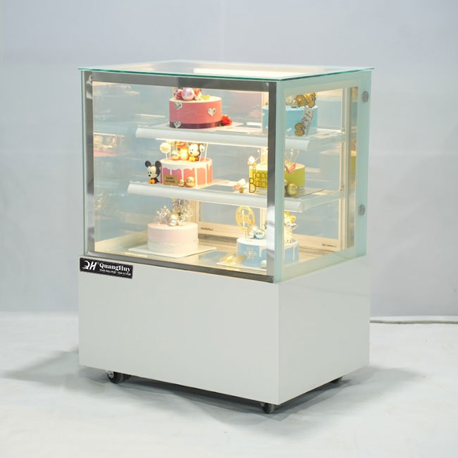 Vệ sinh tủ bánh kem định kỳ