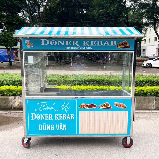 Xe bánh mì Thổ Nhĩ Kỳ mái chùa và bảng hiệu