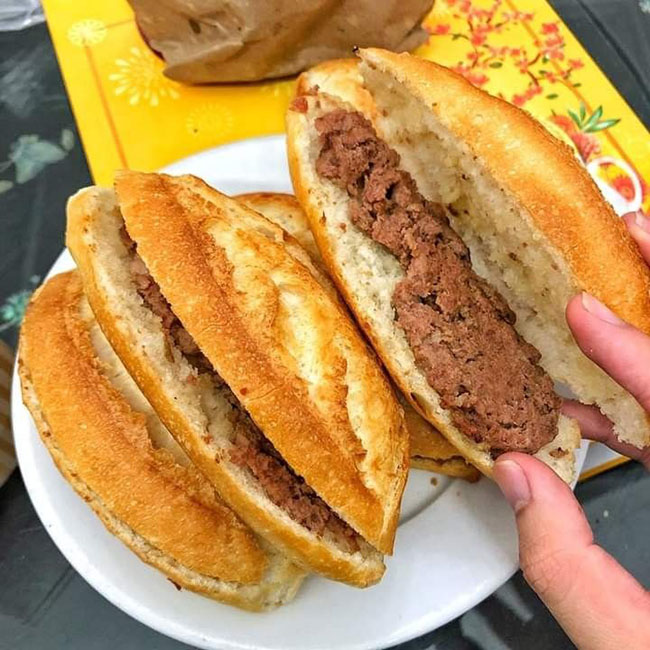 Bánh mì Pate truyền thống