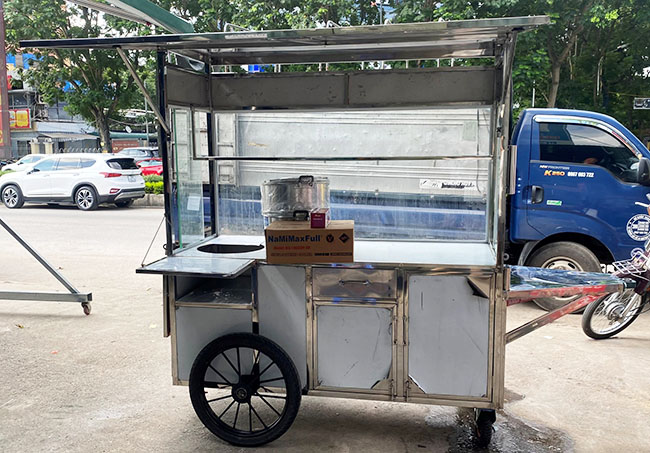 Không gian chứa đồ được tối ưu cho bán bánh mì