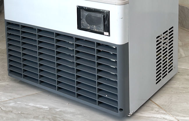 Khe tản nhiệt m&aacute;y đ&aacute;