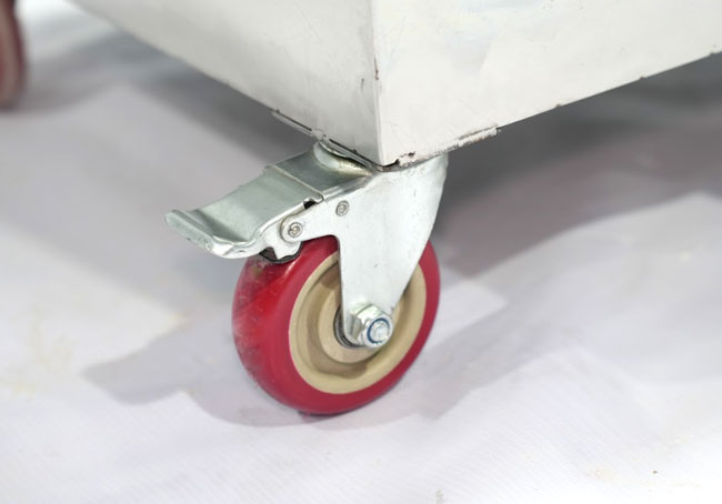 Chân đế dạng bánh xe nồi bánh chưng 300 lít