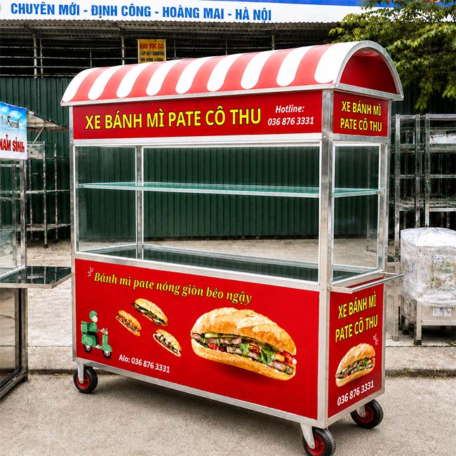 Xe bánh mì pate thiết kế mái vòm ấn tượng