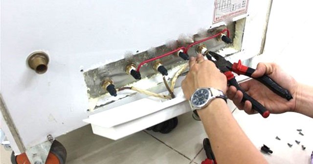 Xác định loại nguồn điện của tủ nấu cơm