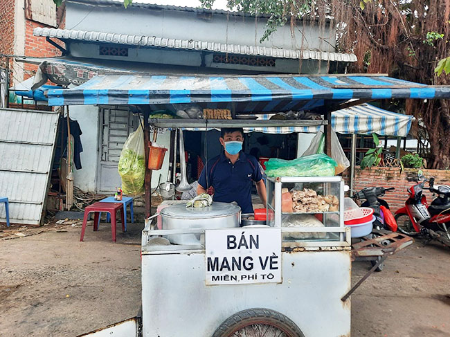 Bán tại chợ đêm, vỉa hè