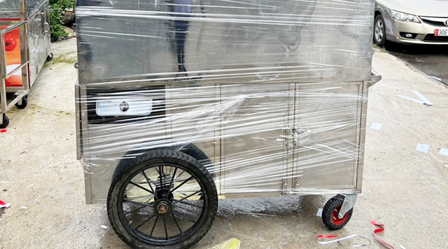 Bánh xe di chuyển linh hoạt