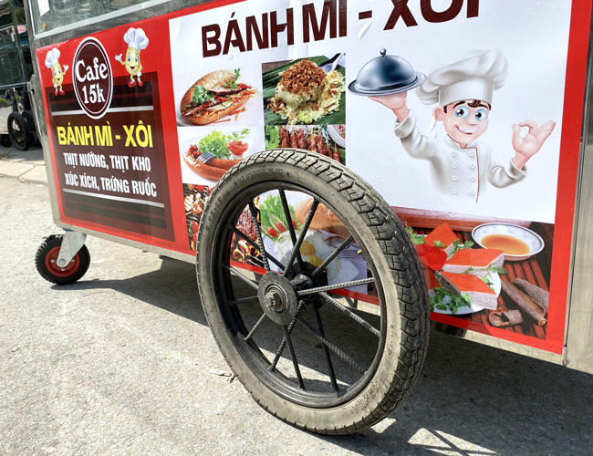 Hệ Thống Bánh Xe PU Và Tay Kéo