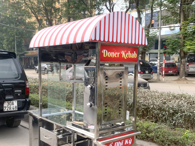 Mái Vòm Tạo Nhận Diện Riêng Tại Điểm Bán