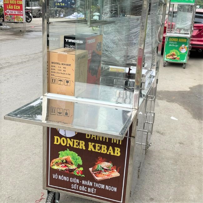 Mặt bàn chế biến xe bánh mì Thổ Nhĩ Kỳ mái vòm