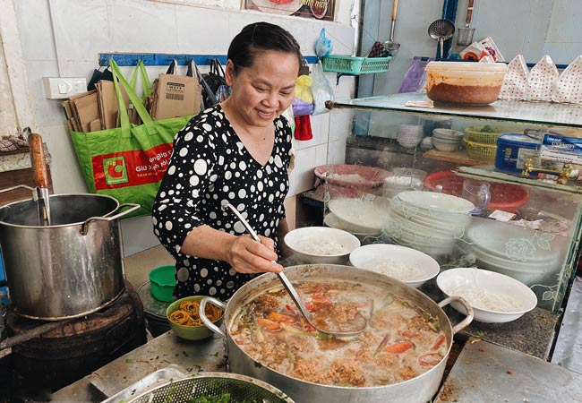 Học nấu bún riêu cua ngon, chuẩn vị