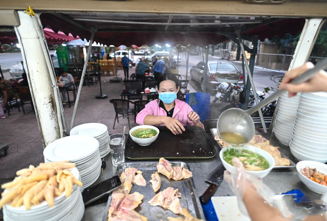 Mở quán phở gà