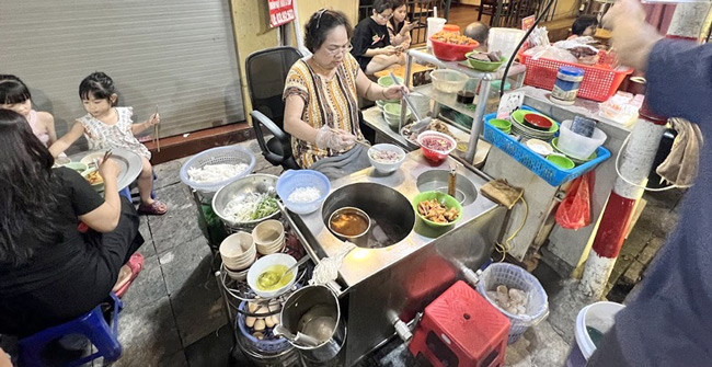 Nồi nấu phở Quy Nhơn