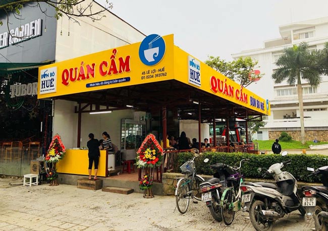 Bảng hiệu tôn dán decal