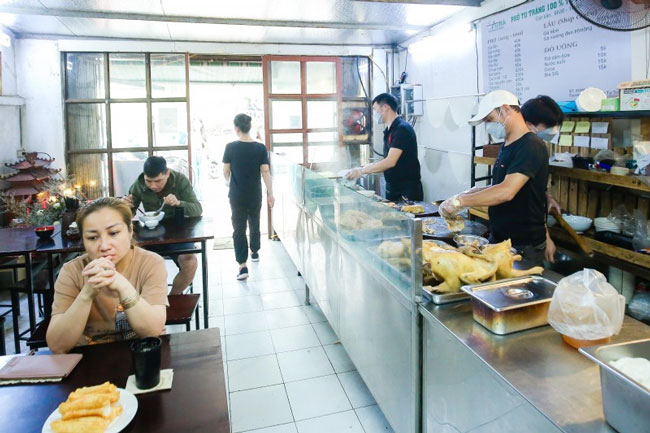 Chi phí mở quán phở hết bao nhiêu?