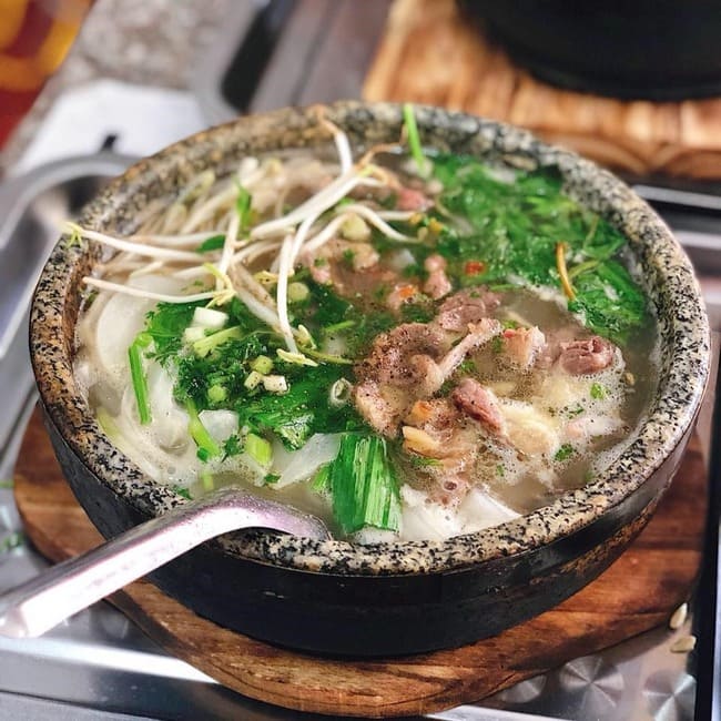 Phở bát đá Hà Thành