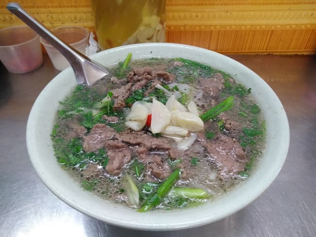 Quán phở bò Bống ngõ 164