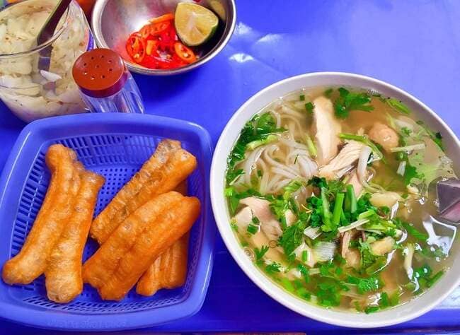 Phở gà Châm 