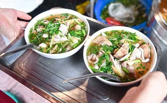 Phở gà Chí