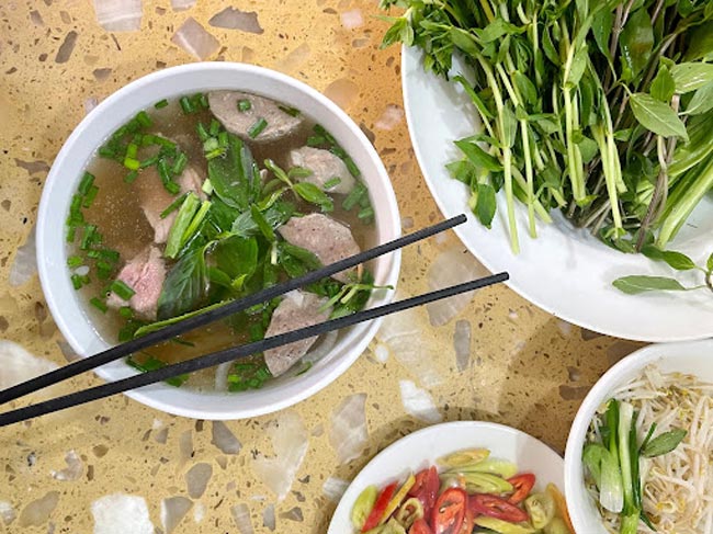 Phở bò viên