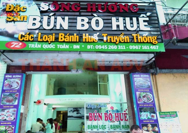 Tiêu chí chọn đơn vị thi công bảng hiệu bún bò huế