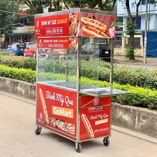 Xe bánh mì que 1m thiết kế mái bằng gọn gàng