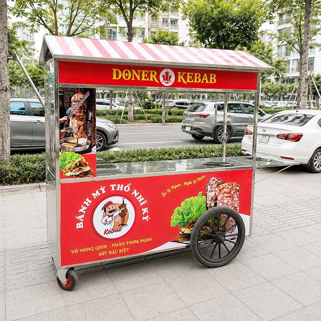 Xe bánh mì Thổ Nhĩ Kỳ kinh doanh vỉa hè