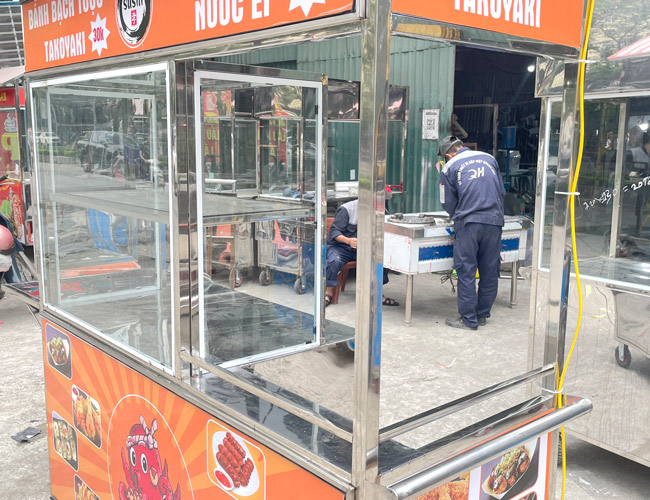 Khu Vực Lưu Trữ Nguyên Liệu Riêng Biệt