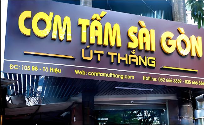 Bảng hiệu cơm tấm Sài Gòn