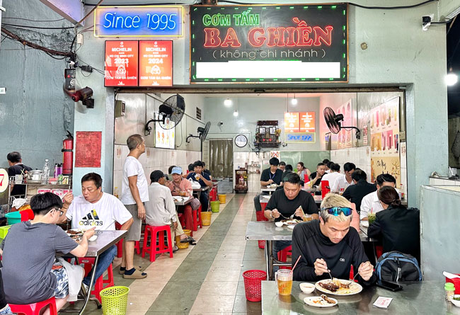Mở quán cơm tấm kinh doanh