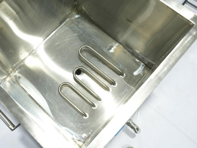 Kiểm tra nồi bánh chưng trước khi sử dụng