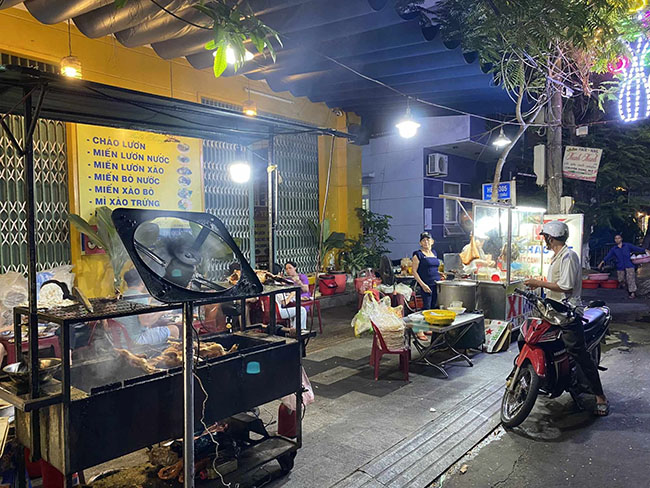 Chương trình khai trương thu hút khách