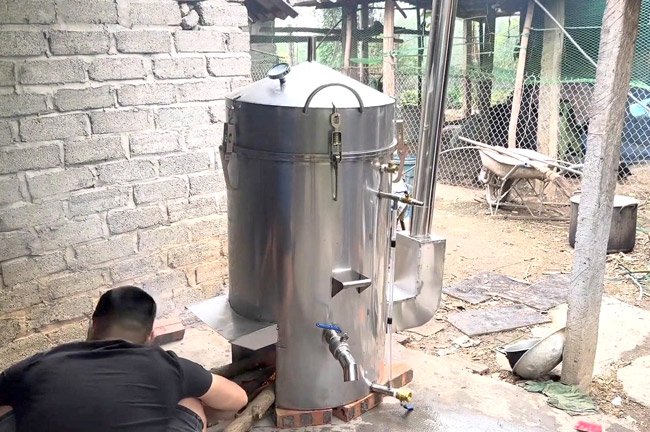 Hệ thống ngưng tụ và bồn làm mát
