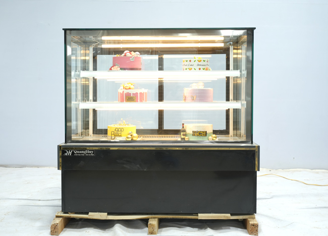 Tủ Bánh Kem 1m2 Kính Vuông 3 Tầng