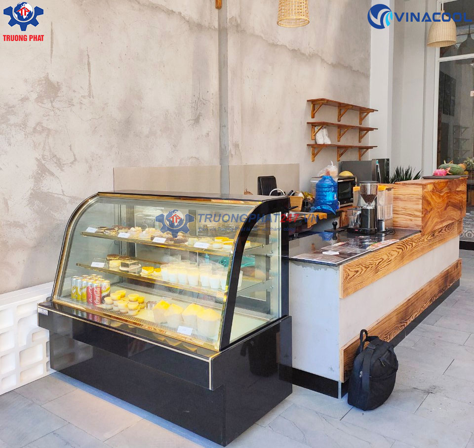 Tủ trưng bày bánh kem Vinacool tại TP HCM