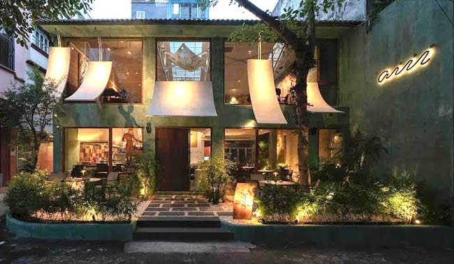 Cửa quán Aiii Restaurant