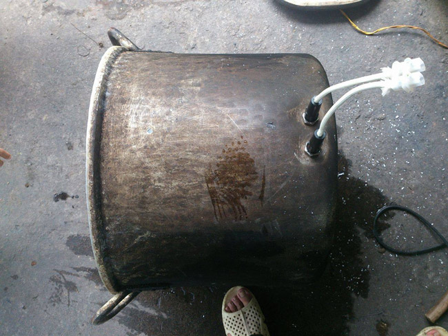 Nồi nấu rượu tự chế kém an toàn