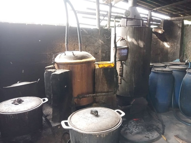 Nồi nấu rượu tự chế