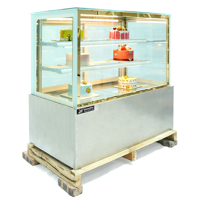 Vệ sinh mặt kính tủ bánh kem 1m2