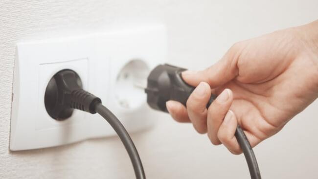 Mất nguồn điện hoặc nguồn điện yếu