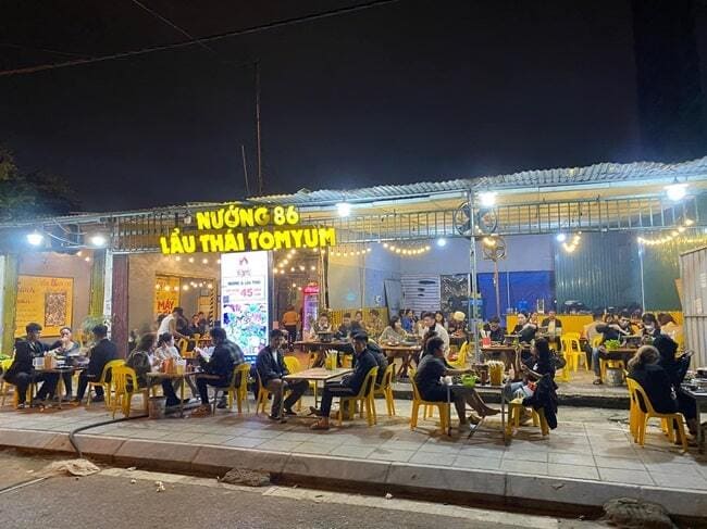 Thiết kế quán lẩu nướng vỉa hè