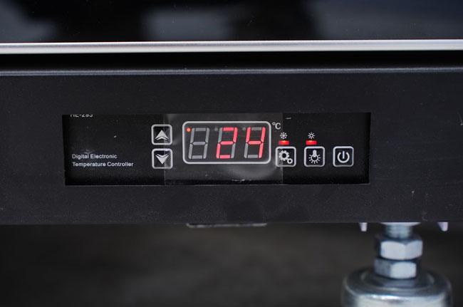 Cài nhiệt độ phù hợp với từng loại hàng trong dải từ 0 – 10°C