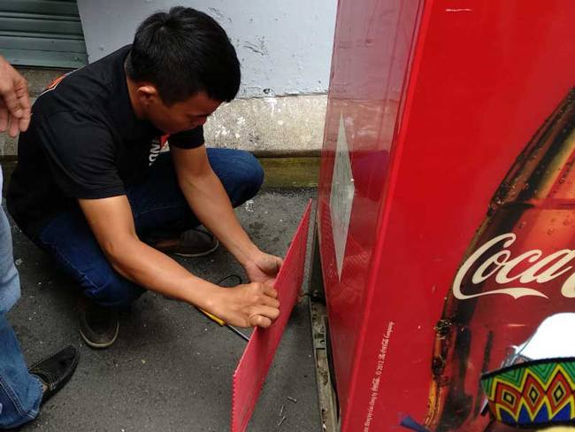 Làm việc với nhân viên sales/đại diện phụ trách khu vực